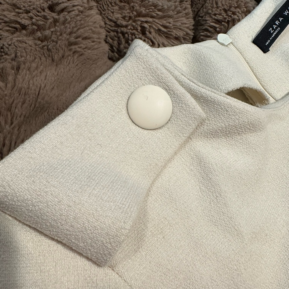Zara Cream Textured Dress - Picture 10 of 11